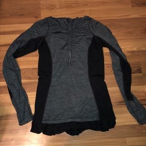 Lululemon never worn long sleeve top:)))